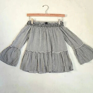 American eagle outfitters Sz Small Smocked  off the shoulder Top  Micro Stripe